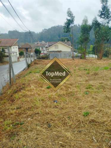 2 Terreno com 2700m2 em Roçadas, Santa Maria da Feira
