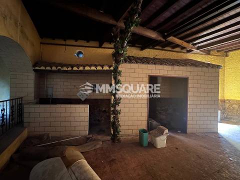 Armazém  Venda em Castro Verde e Casével,Castro Verde