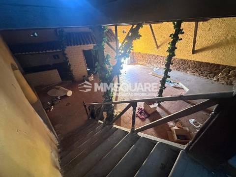 Armazém  Venda em Castro Verde e Casével,Castro Verde