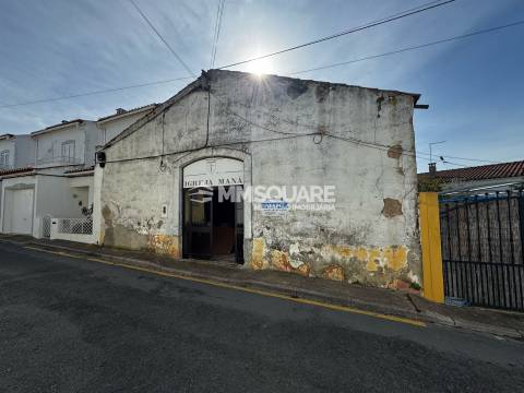 Armazém  Venda em Castro Verde e Casével,Castro Verde