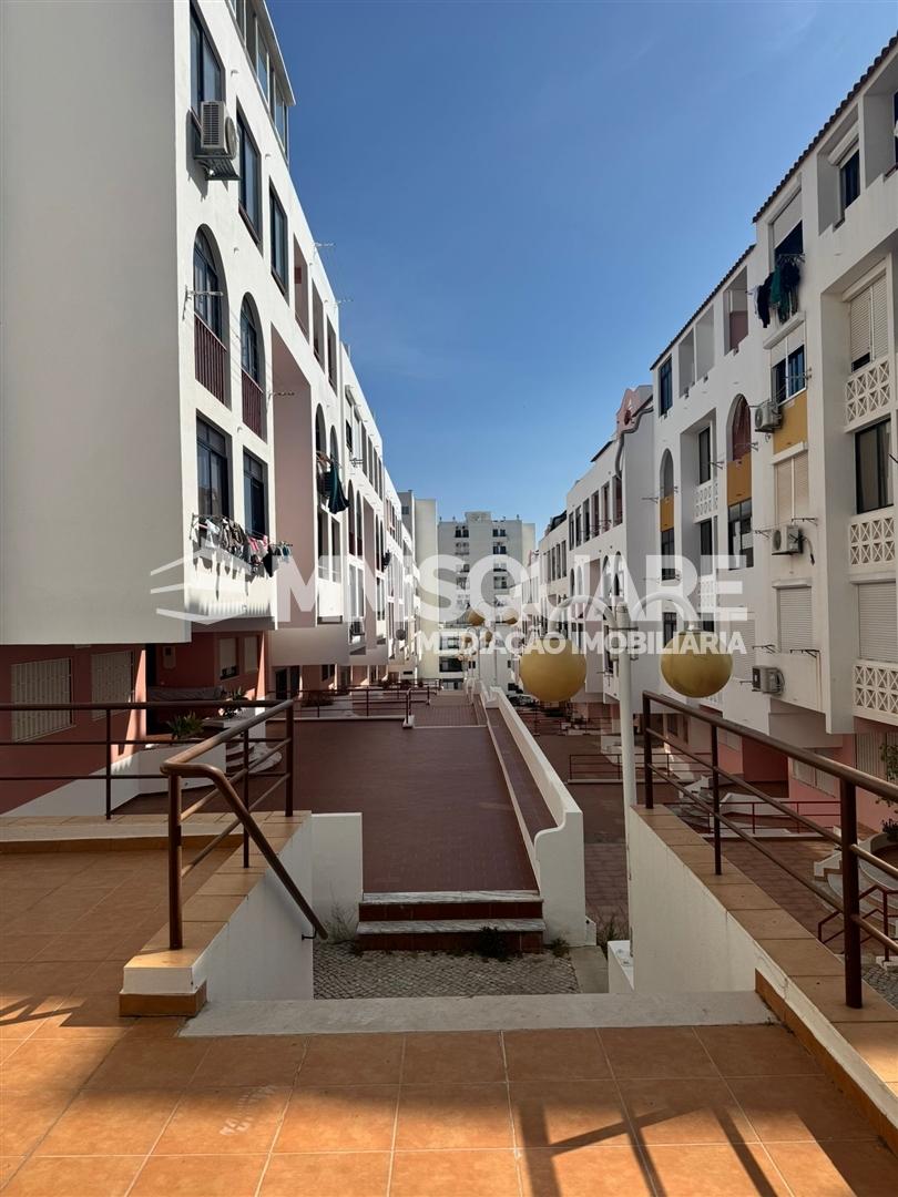Apartamento T2 - Quarteira