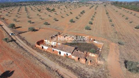 Herdade  Venda em Garvão e Santa Luzia,Ourique