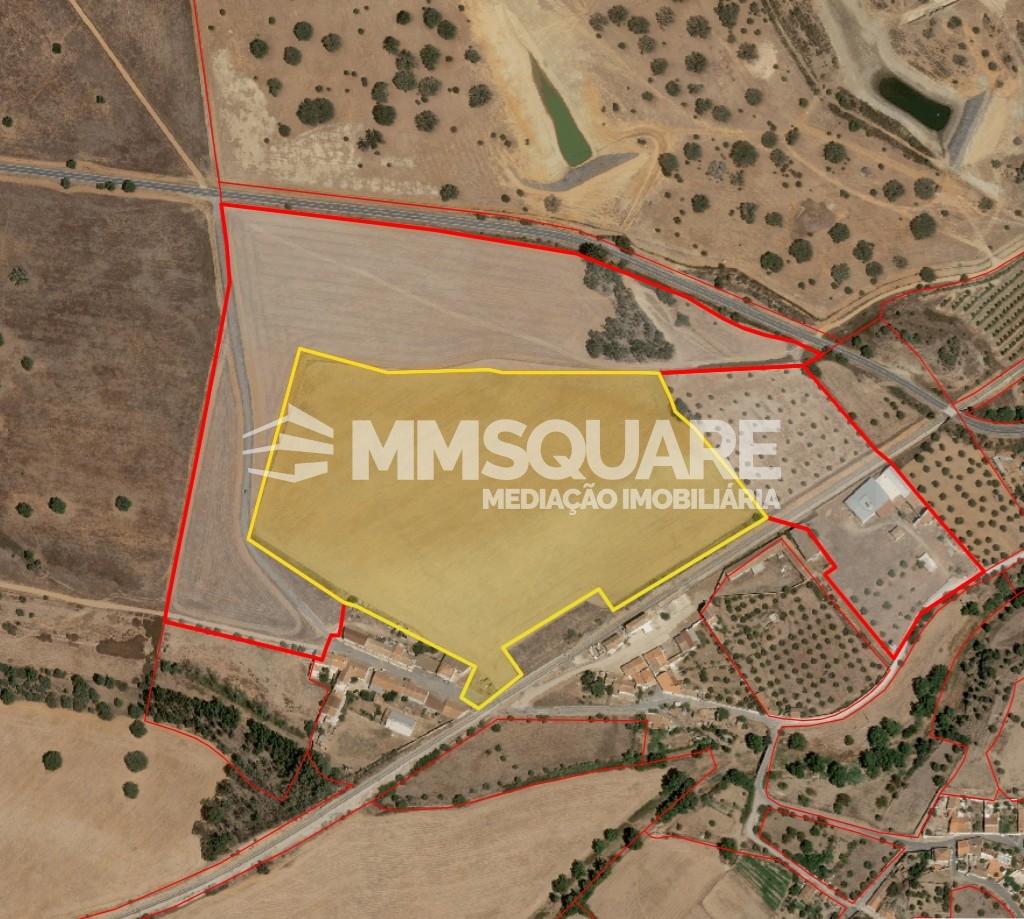 Prédio Rústico em Garvão