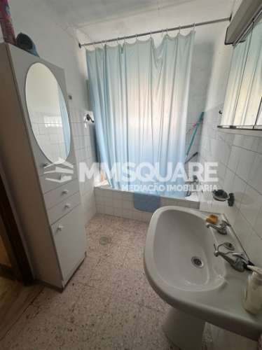Moradia T3 com Quintal e Garagem em Estação de Ourique – Castro Verde