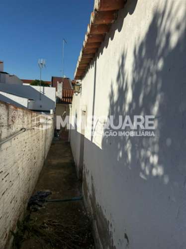 Moradia T2 no centro de Ourique