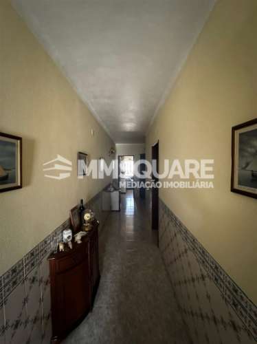 Moradia T2 no centro de Ourique