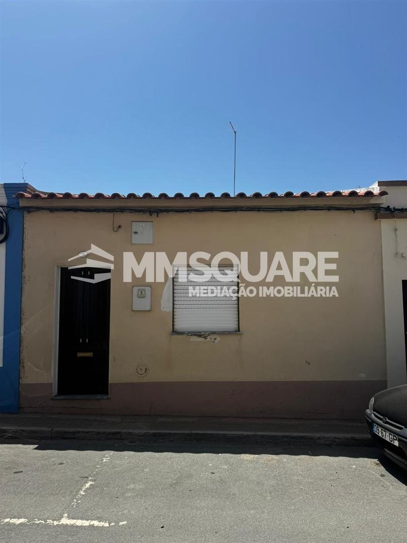 Moradia T2 no centro de Ourique