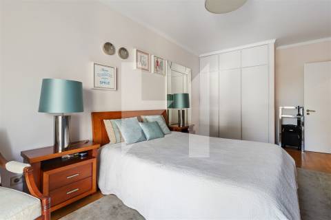 T3 em condominio com Piscina, Ginasio e Jardim