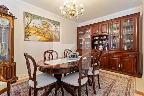 T3 em condominio com Piscina, Ginasio e Jardim