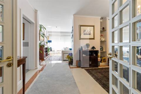 T3 em condominio com Piscina, Ginasio e Jardim