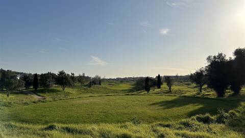 COOLNEST Oeira Golf - Viva com qualidade, pagando menos