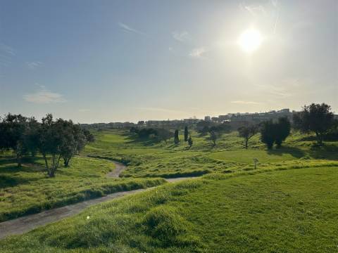 COOLNEST Oeira Golf - Viva com qualidade, pagando menos