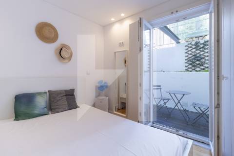 T1 luminoso com terraço em Alcântara - conforto, conveniência e vida de bairro