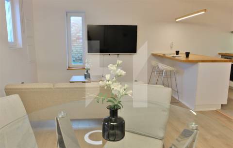 Moradia T2 Duplex em Campolide