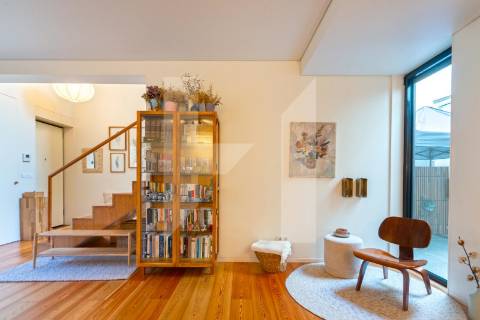 Moradia T4 em Belém com pátios e estacionamento | Condomínio privado