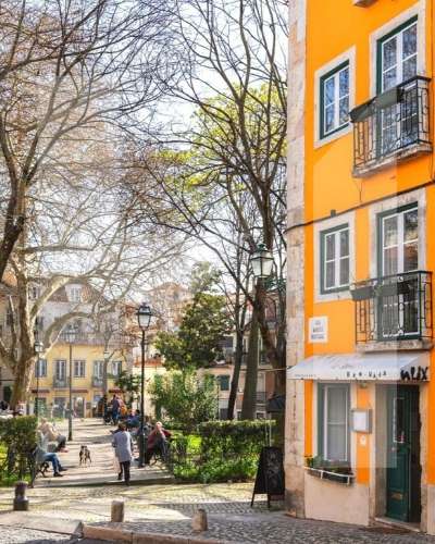 T2 em zona histórica de Lisboa – 100 m²