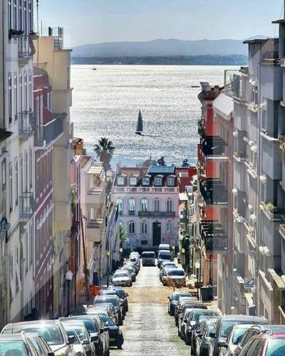 T2 em zona histórica de Lisboa – 100 m²