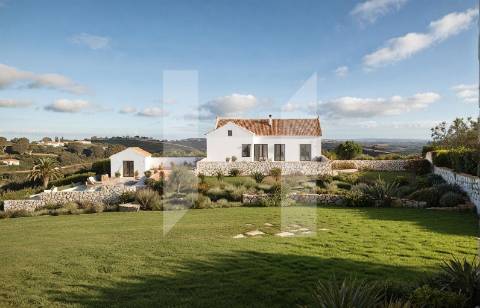 Terreno com Projeto Aprovado | Vista Serra de Sintra | Colares