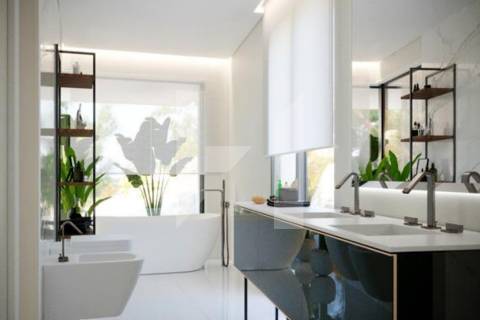 Penthouse T4 Duplex com Rooftop e Piscina Privada no Estoril