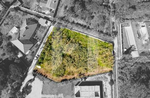 Terreno com Projeto Aprovado | Vista Serra de Sintra | Colares