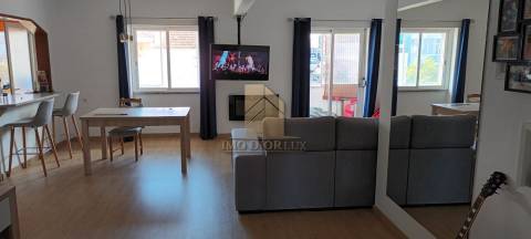 Apartamento T4 Venda em Laranjeiro e Feijó,Almada