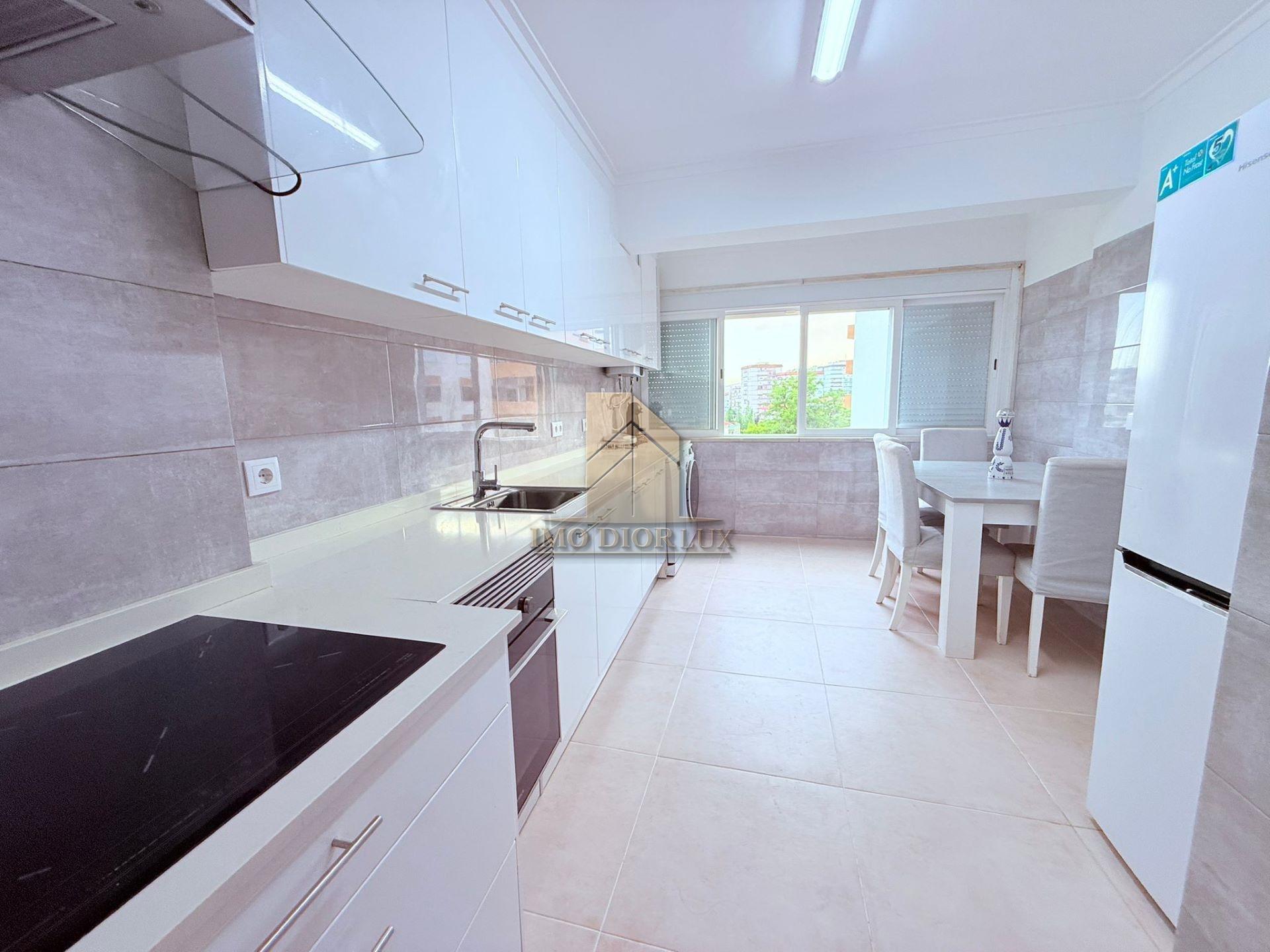 Apartamento T2 Venda em Odivelas,Odivelas