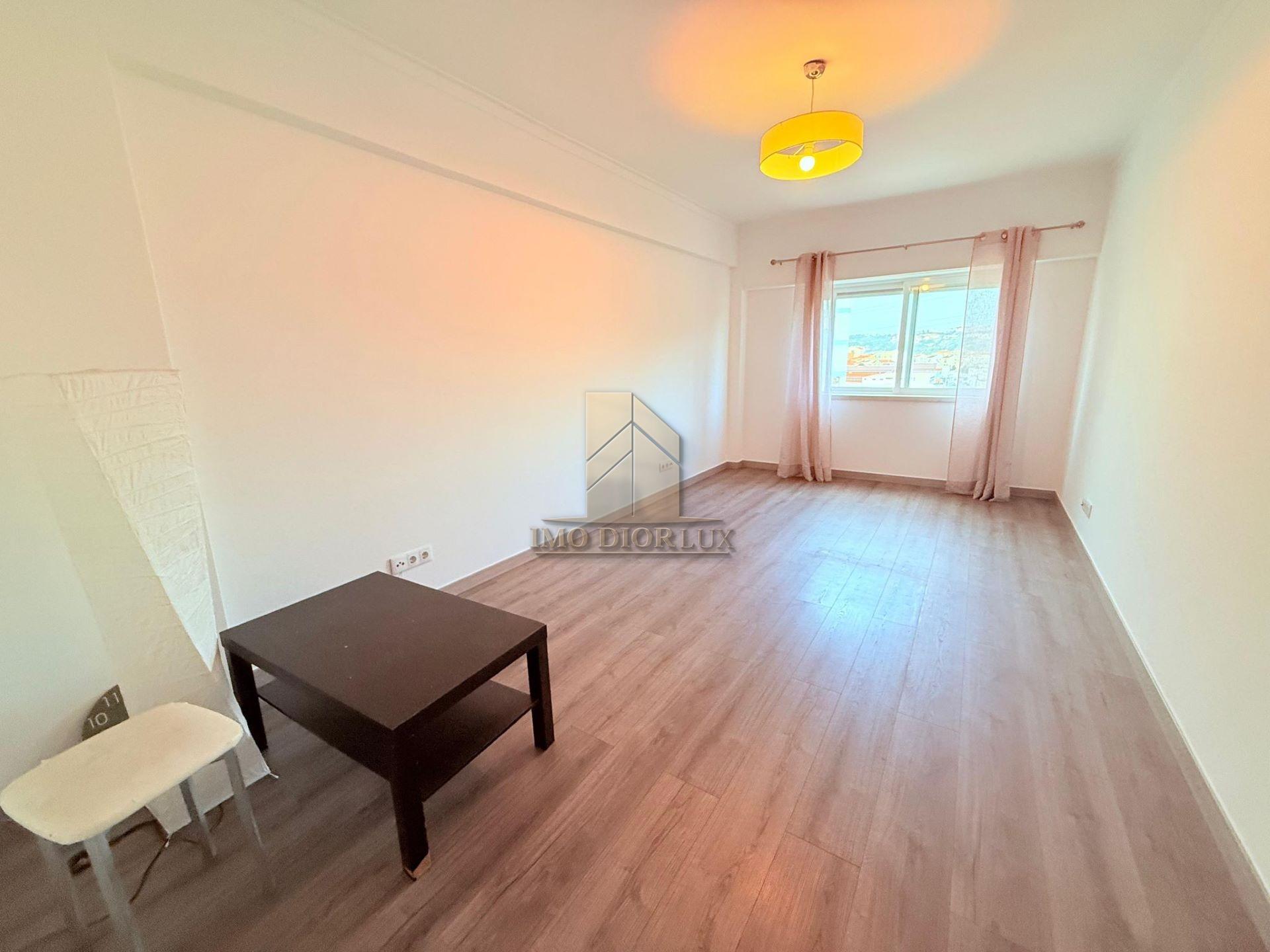 Apartamento T2 Venda em Odivelas,Odivelas
