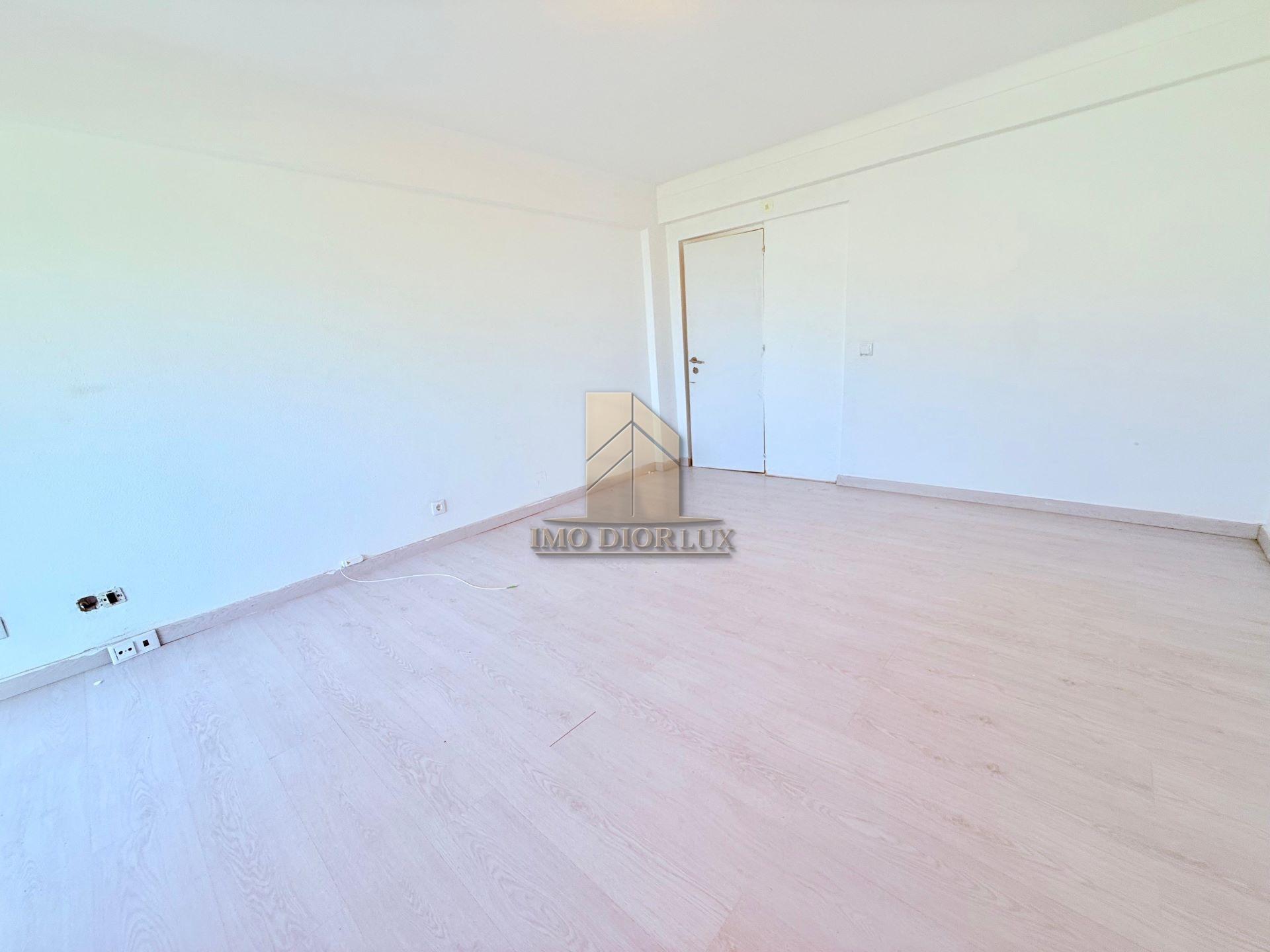 Apartamento T3 Venda em Algueirão-Mem Martins,Sintra