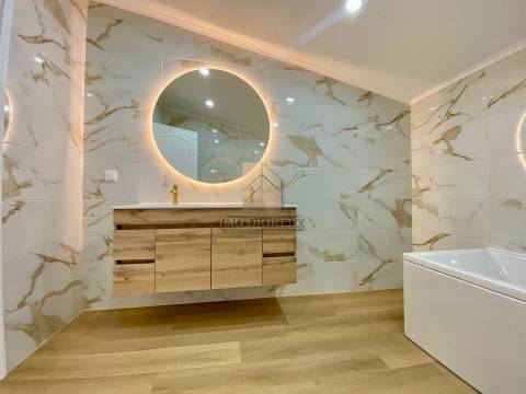 Apartamento T3 DUPLEX Venda em Algueirão-Mem Martins,Sintra