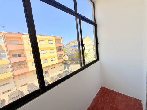 Apartamento T2 Venda em Barreiro e Lavradio,Barreiro