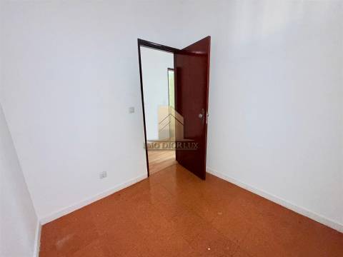 Apartamento T2 Venda em Barreiro e Lavradio,Barreiro