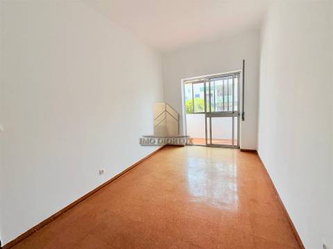 Apartamento T2 Venda em Barreiro e Lavradio,Barreiro