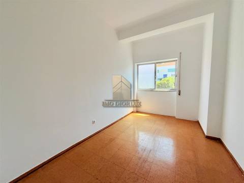 Apartamento T2 Venda em Barreiro e Lavradio,Barreiro