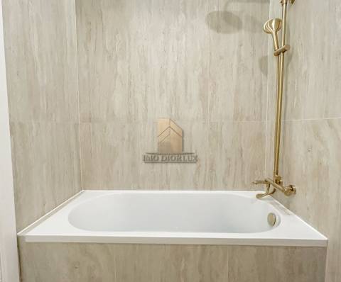 Apartamento T2 Venda em Santo António,Lisboa