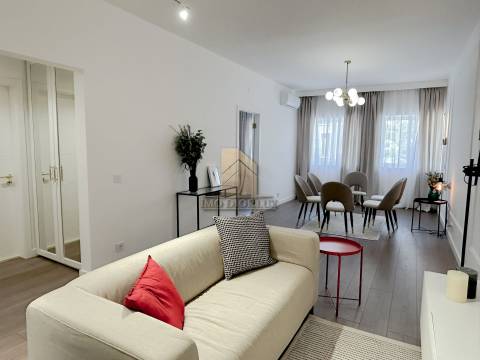 Apartamento T2 Venda em Santo António,Lisboa