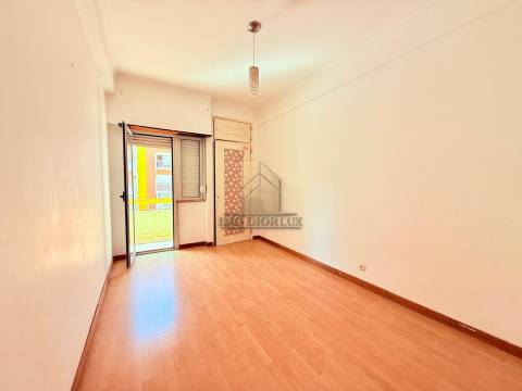 Apartamento T2 Venda em Oeiras e São Julião da Barra, Paço de Arcos e Caxias,Oeiras