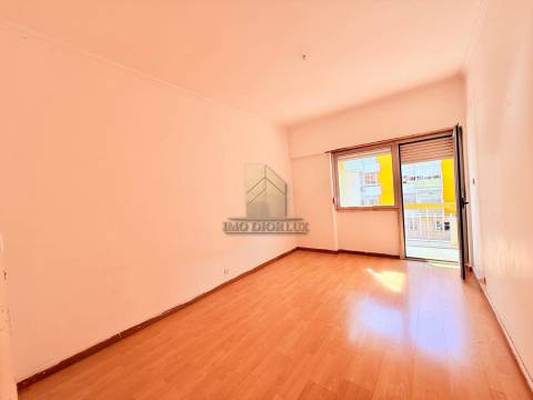 Apartamento T2 Venda em Oeiras e São Julião da Barra, Paço de Arcos e Caxias,Oeiras