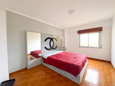 Apartamento T2 Venda em Carregado e Cadafais,Alenquer