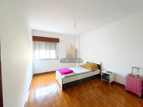 Apartamento T2 Venda em Carregado e Cadafais,Alenquer