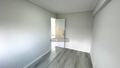 Apartamento T2 Venda em Pontinha e Famões,Odivelas