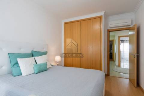 Apartamento T2 Venda em Encosta do Sol,Amadora