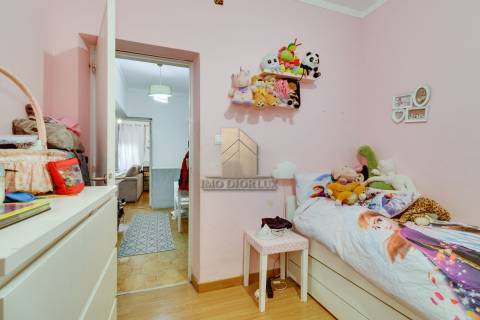 Apartamento T2 Venda em Mina de Água,Amadora