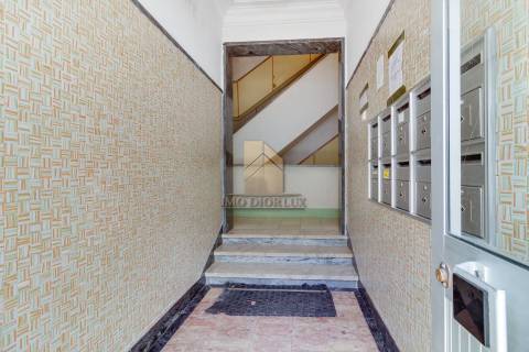 Apartamento T2 Venda em Mina de Água,Amadora