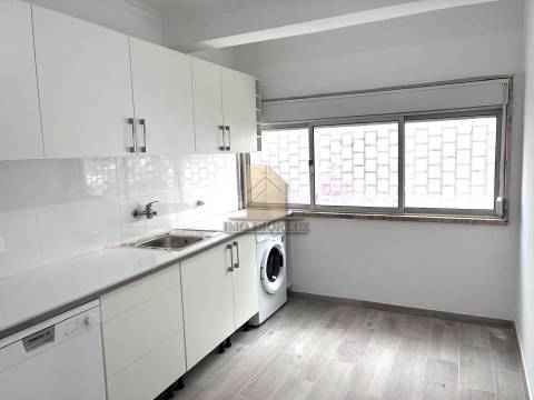 Apartamento T2 Venda em Queluz e Belas,Sintra