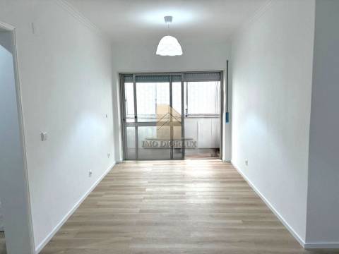 Apartamento T2 Venda em Queluz e Belas,Sintra