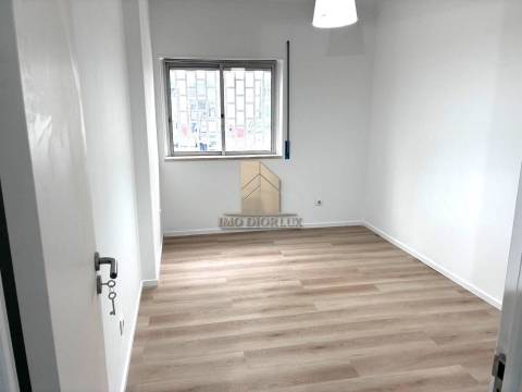 Apartamento T2 Venda em Queluz e Belas,Sintra