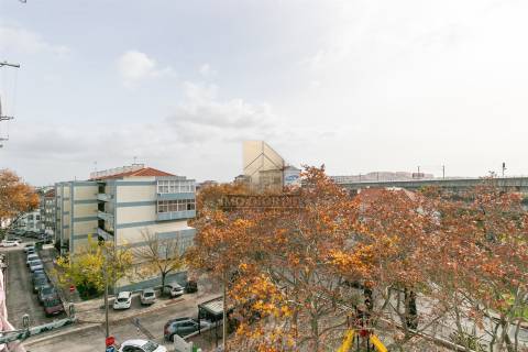 Apartamento T2 Arrendamento em Corroios,Seixal