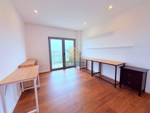 Apartamento T3 Venda em Santarém (Marvila), Santa Iria da Ribeira de Santarém, Santarém (São Salvador) e Santarém (São Nicolau),Santarém