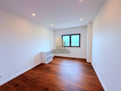 Apartamento T3 Venda em Santarém (Marvila), Santa Iria da Ribeira de Santarém, Santarém (São Salvador) e Santarém (São Nicolau),Santarém