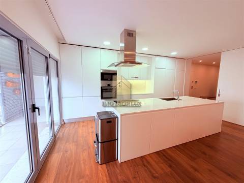 Apartamento T3 Venda em Santarém (Marvila), Santa Iria da Ribeira de Santarém, Santarém (São Salvador) e Santarém (São Nicolau),Santarém